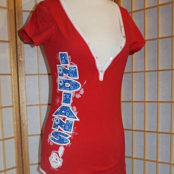 Cleveland Indians Sm Hawaiian V-Neck Tee - Picture 1 of 16